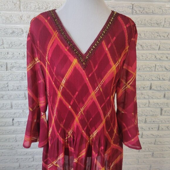 Catherines Womens Top 1X Tunic Bell Sleeve Red Pink Sheer Beaded GEO260E - Picture 2 of 11